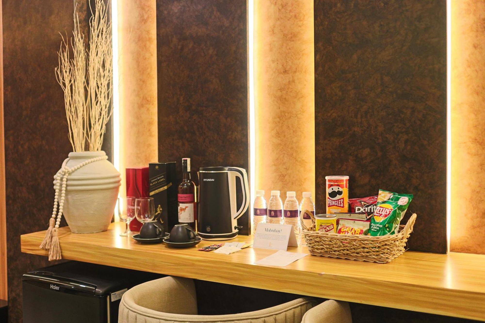 Azzurro Hotel Анхелес Екстериор снимка