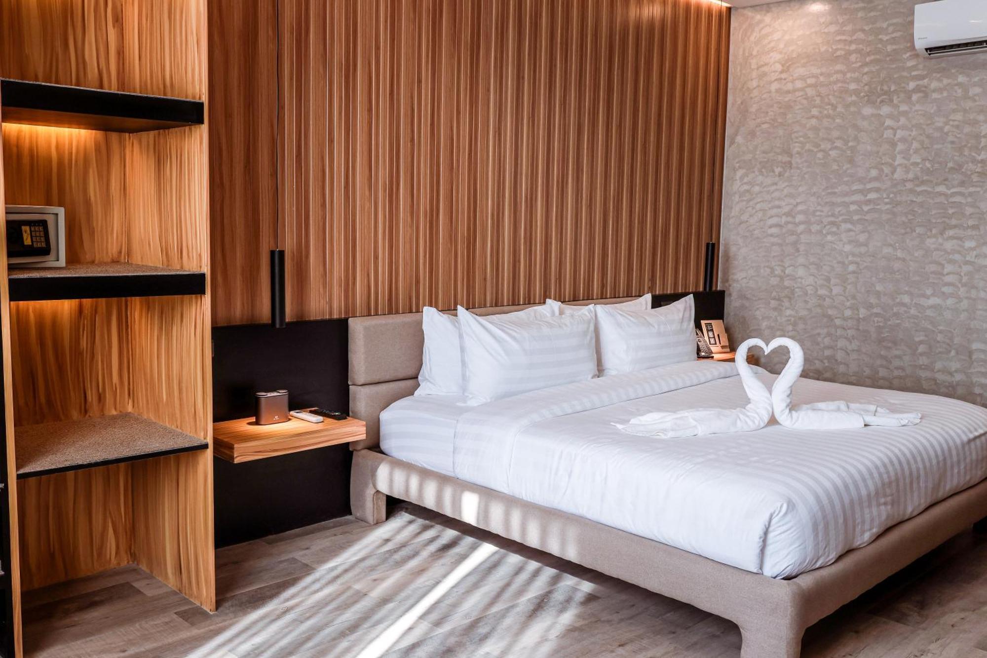 Azzurro Hotel Анхелес Екстериор снимка
