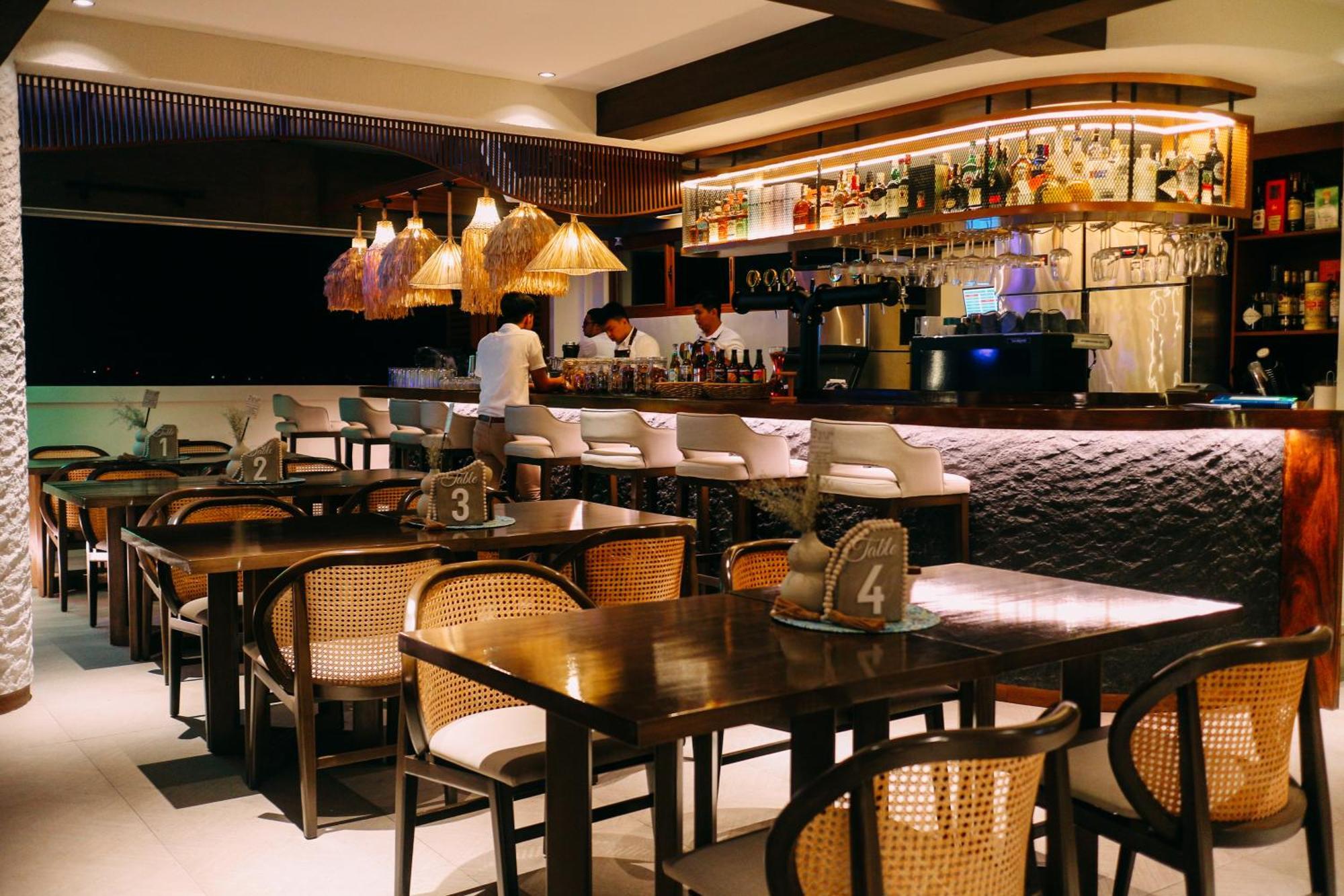 Azzurro Hotel Анхелес Екстериор снимка