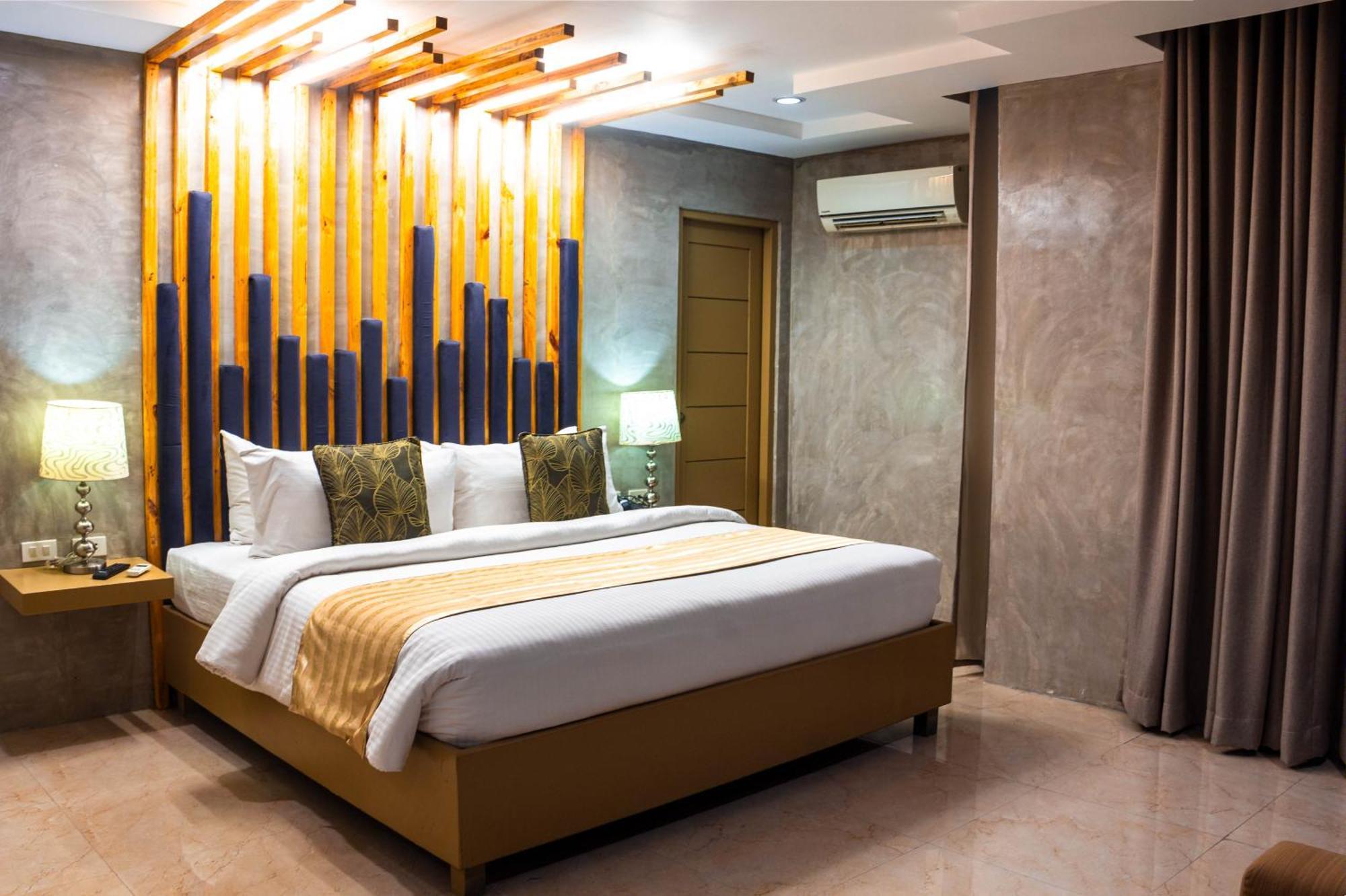 Azzurro Hotel Анхелес Екстериор снимка