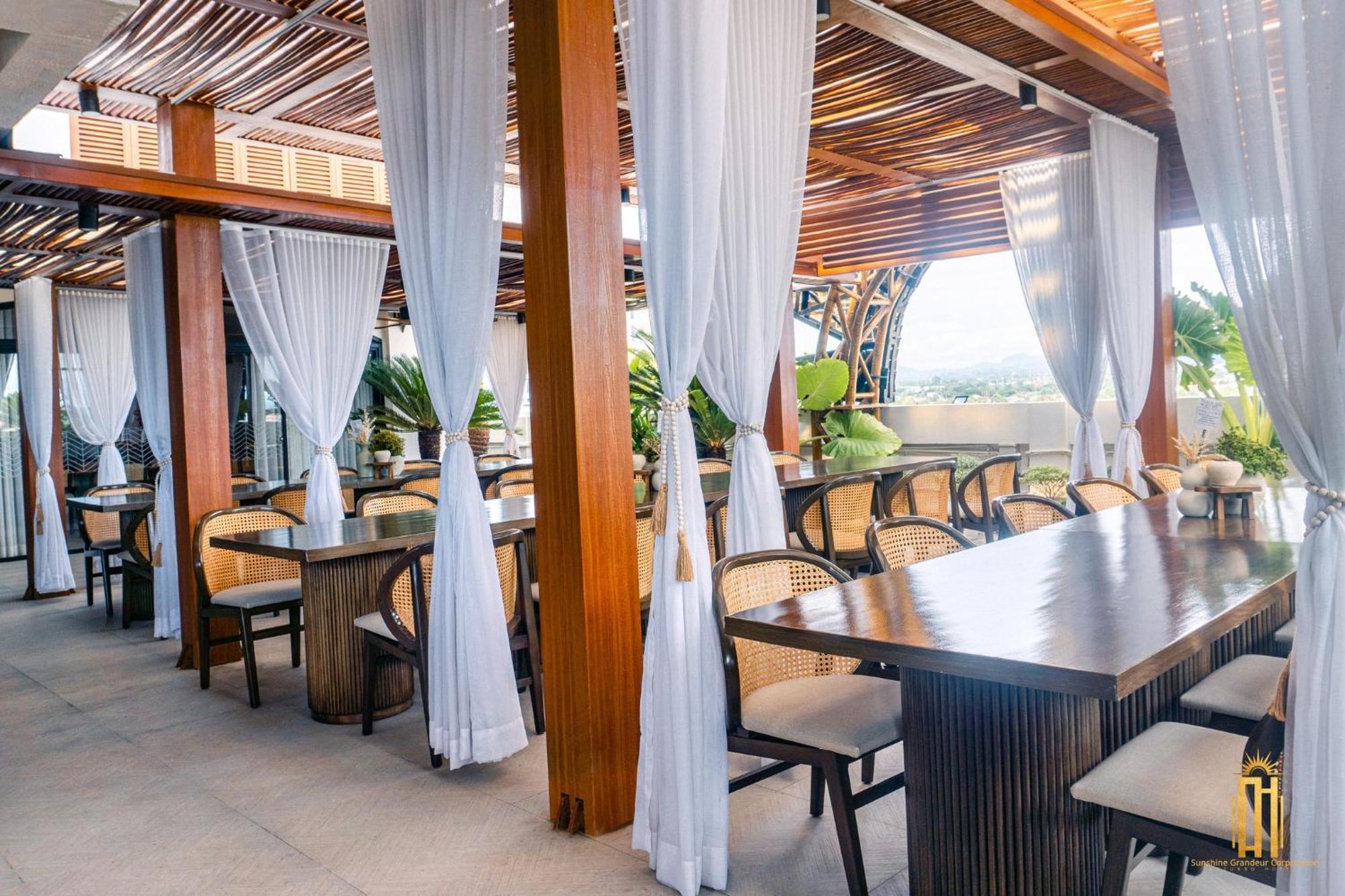 Azzurro Hotel Анхелес Екстериор снимка